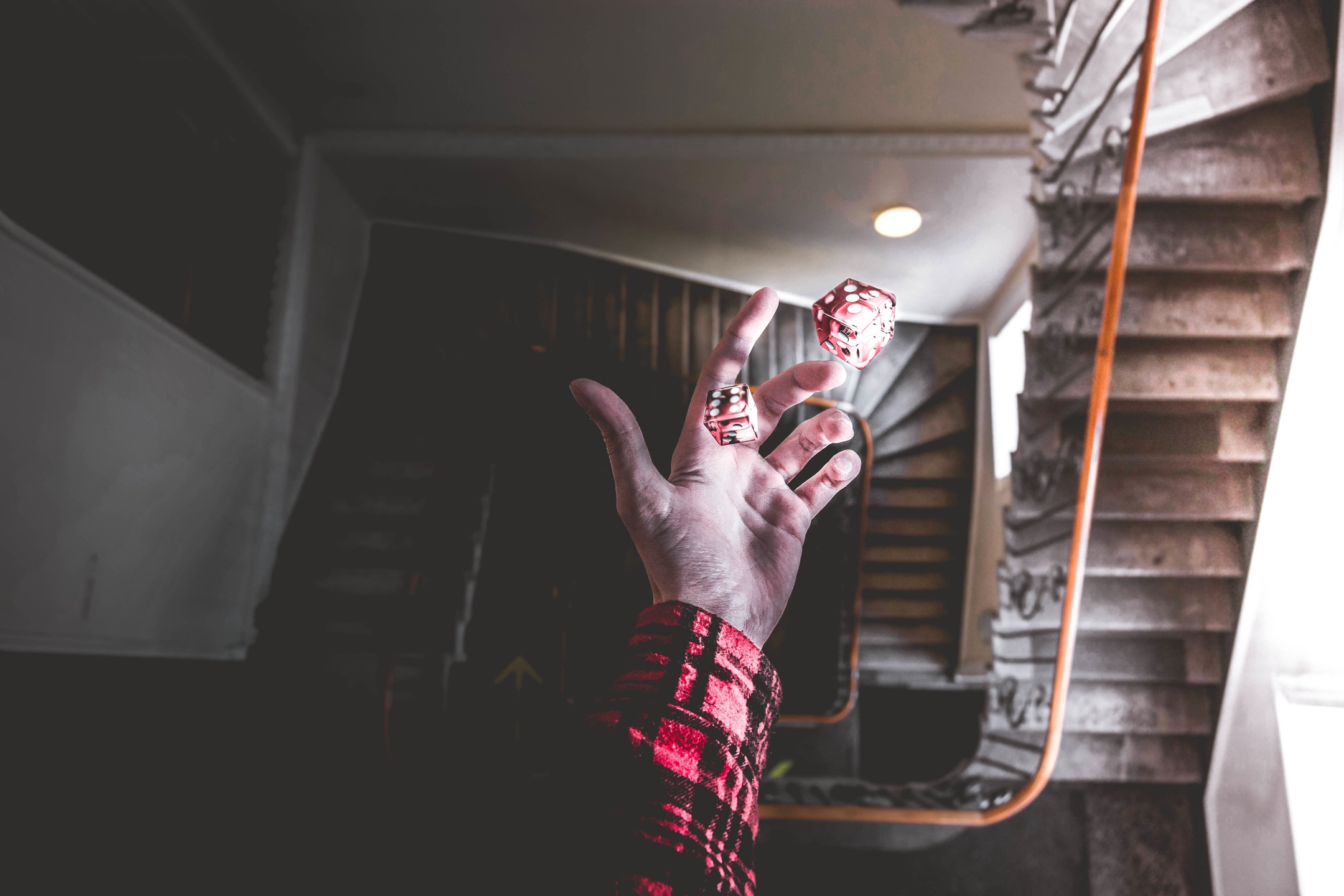 Подробнее о статье Как заработать на ставках без риска: реальные методы и ограничения